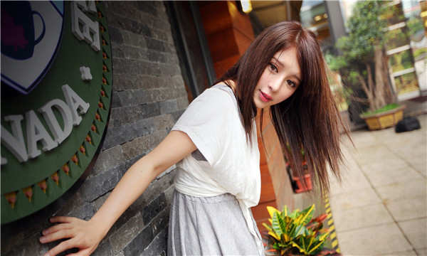 尚义想找一个女性生孩子给报酬-｛找个女人生孩子多少钱｝